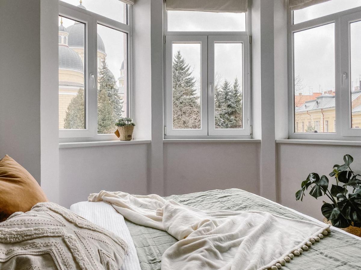 Apartament Simsimdoba Czerniowce Zewnętrze zdjęcie